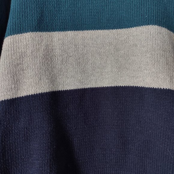 Denver Hayes Soft Cotton V Neck Long Sleeve Sweater - Picture 4 of 5